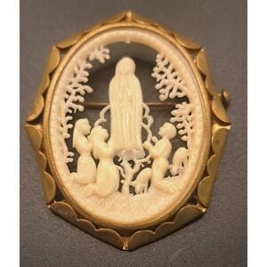 Antique 1930s Our Lady Of Lourdes Carved Silhouette Brooch Pin